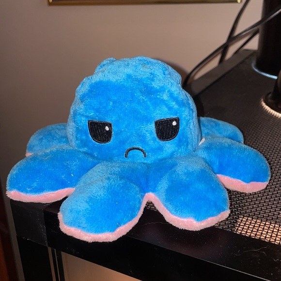 Reversible Octopus Plush - Picture 2 of 2